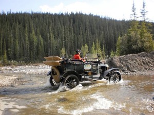 Riprende giro del Mondo per beneficenza con Ford T