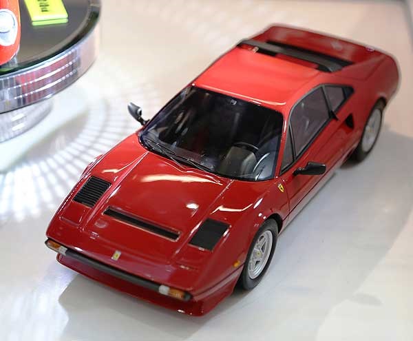 Modellino Ferrari 208 Gtb Turbo del 1982 by BBR Models