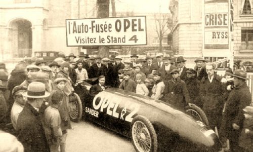 90 anni fa Opel RAK 2 a razzo ‘vola’ su strada a 238 km/h.