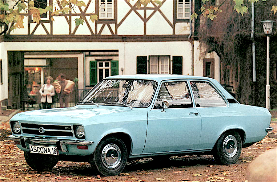 Opel festeggia primi 120 anni