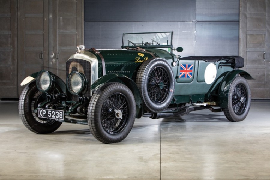 Bentley celebra il suo centenario alla Mille Miglia.
