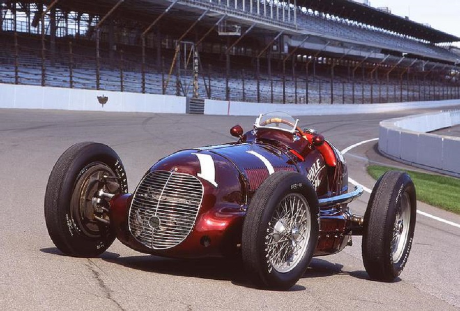 Maserati celebra 80mo anniversario vittoria 8CTF a Indy 500