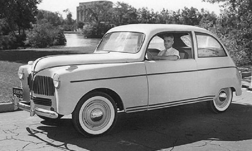 Una strana auto con carrozzeria rinforzata da fibra di cannabis… nel 1941.