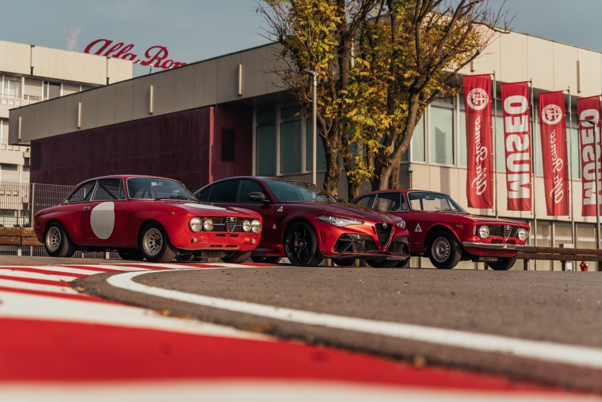 Alfa Romeo festeggia i suoi 111 anni insieme agli appassionati.