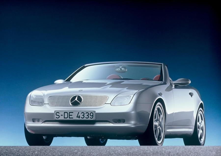 Mercedes-Benz SLK, festa per i 25 anni ad Auto e Moto d’Epoca.