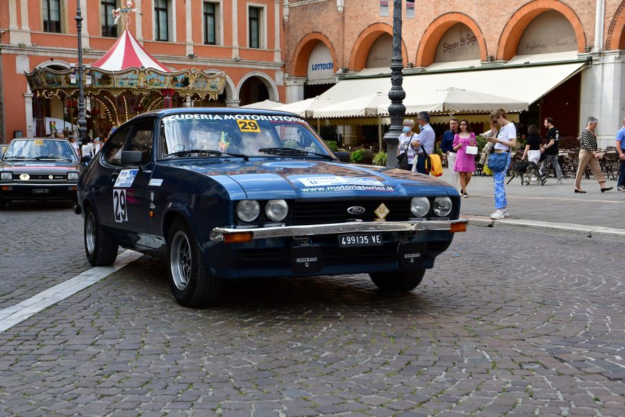 Una calda Coppa del Piave Revival laurea Fabio Barison nelle auto moderne e Giacomo Turri nelle storiche.