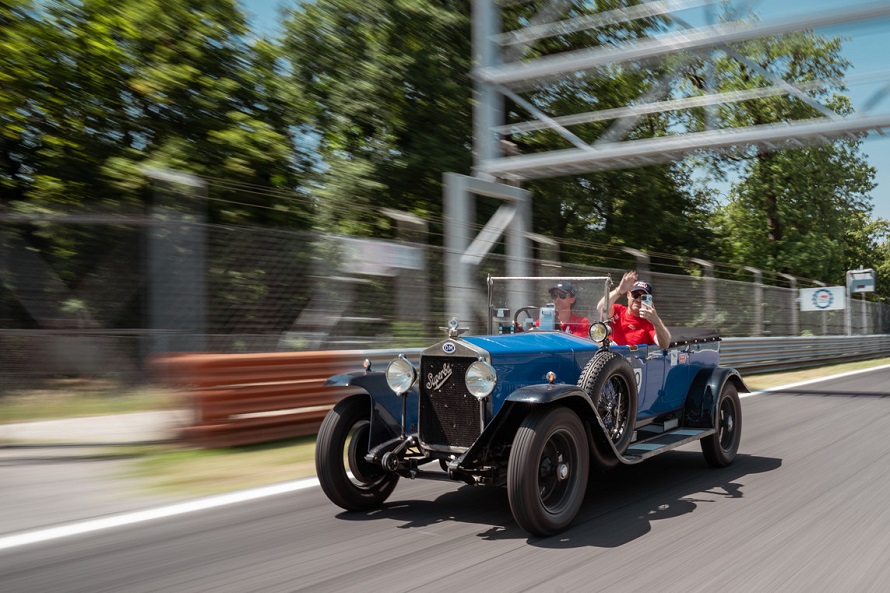 La corsa più bella del mondo celebra il centenario dell’Autodromo di Monza.