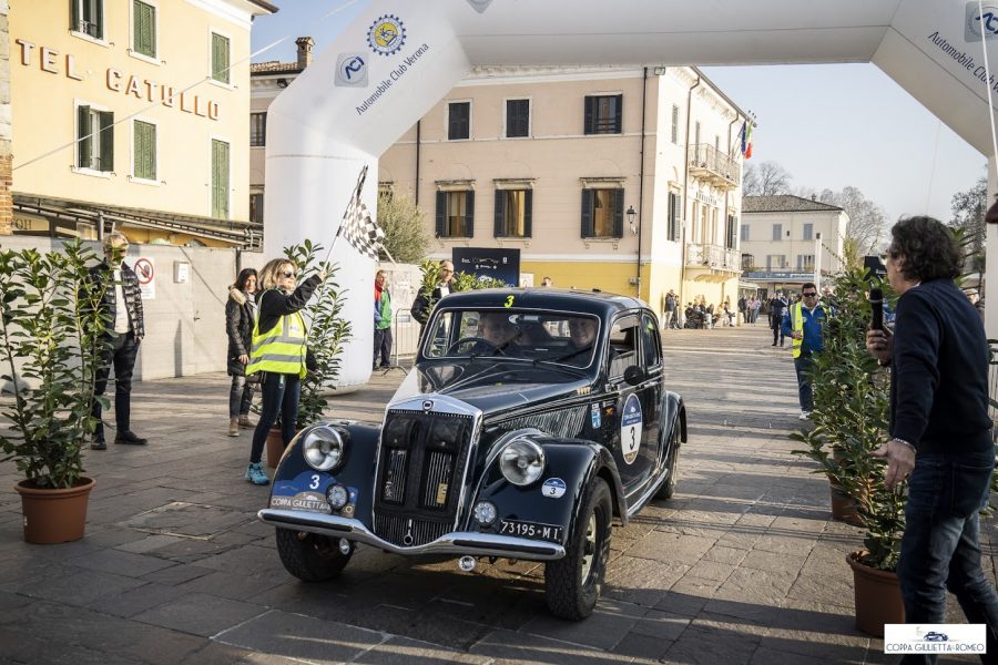 La Coppa Giulietta & Romeo è di Lorenzo e Mario Turelli su Lancia Aprilia del ’37.