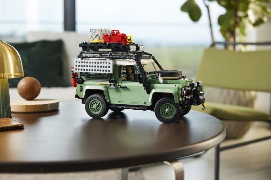 Il nuovo LEGO® Icons Classic Land Rover Defender 90.