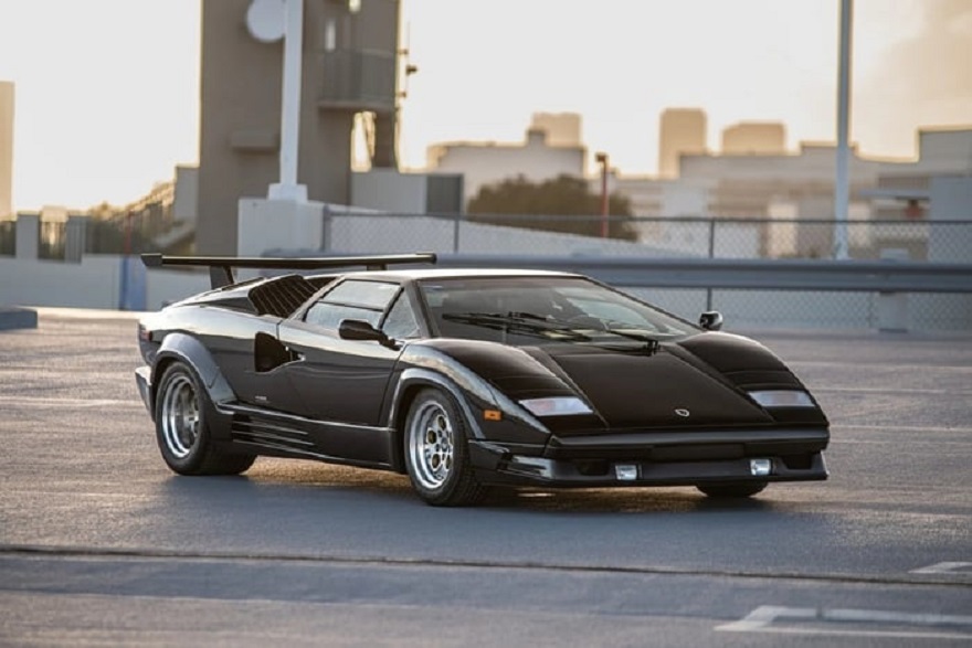 In vendita la Lamborghini Countach ‘Anniversary’ di Rod Stewart.