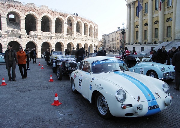 Trofeo Strade Scaligere 2015: una Volvo PV544 Sport vince.