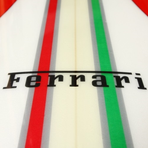 Tavola da surf by Ferrari.