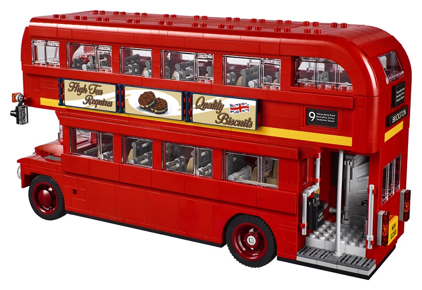 Un bus londinese a mattoncini.