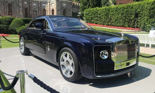 Al Concorso d’Eleganza di Villa d’Este una Rolls Royce su misura.