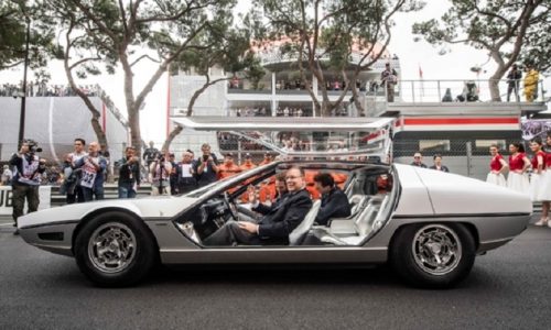Lamborghini festeggia mezzo secolo di Espada a Monte Carlo.