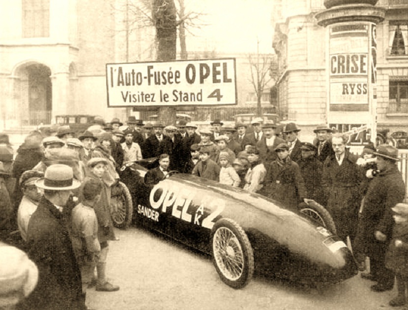 90 anni fa Opel RAK 2 a razzo ‘vola’ su strada a 238 km/h.