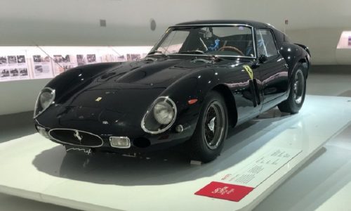 Al Museo Enzo Ferrari per “Comunicare l’Automobile Oggi”.