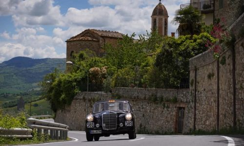 Il giro di boa della Mille Miglia 2019: partenza da Roma.