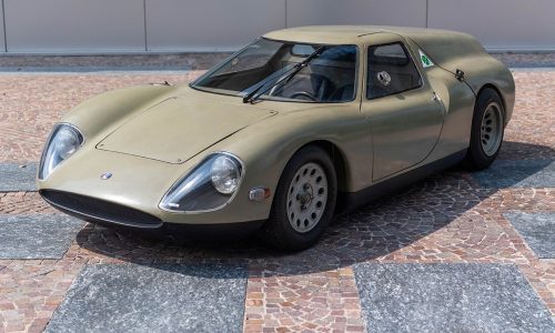La concept car Alfa Romeo Scarabeo esposta allo Château de Compiègne.