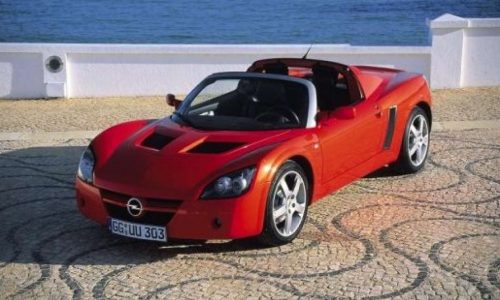Opel, ventuno anni fa il prototipo della Speedster.