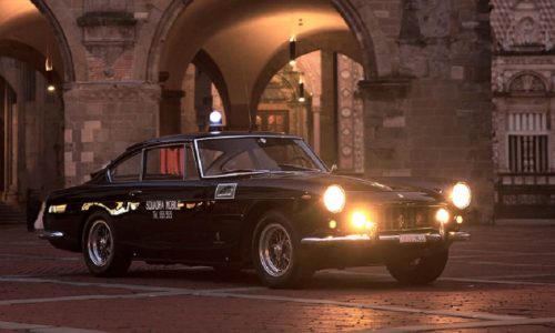 Si vende la Pantera per antonomasia: la Ferrari 250 GTE ex-Polizia del 1962.