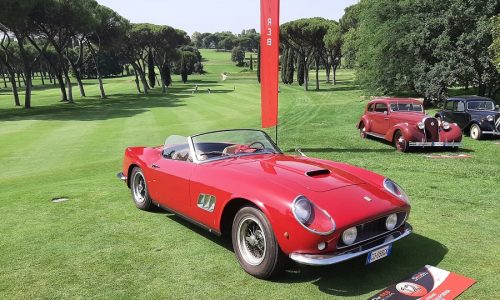 Al Reb Concours di Roma svetta una Ferrari 250 GT California.