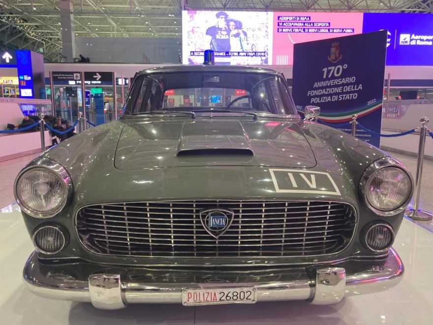 Per 170esimo anniversario le auto e moto d’epoca Polizia in mostra.