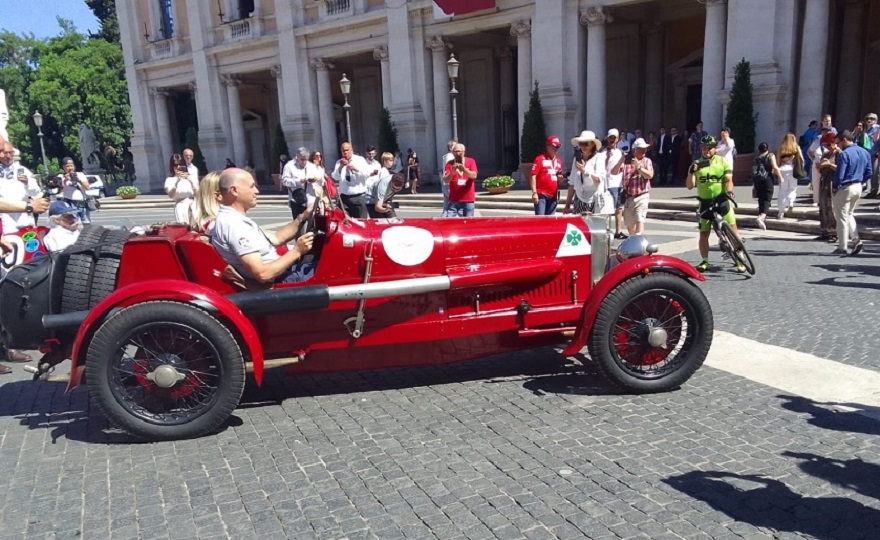 A Roma il primo Grand Prix Storico ai Fori Imperiali.