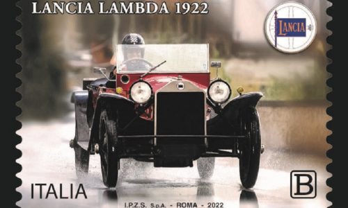 Un francobollo per i 100 anni della Lancia Lambda.