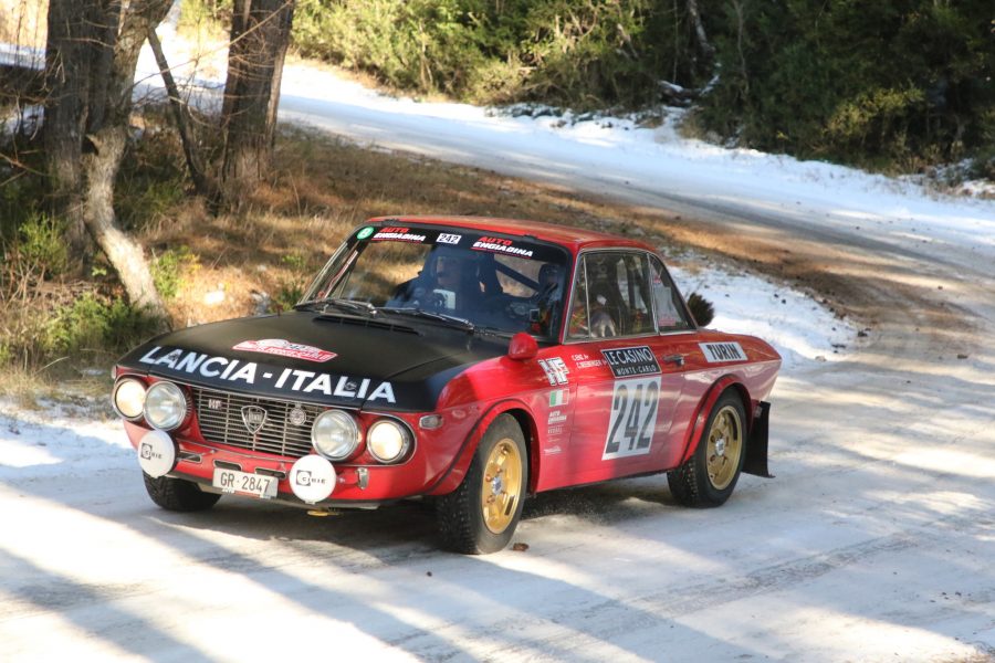 Una Lancia Fulvia Coupé vince il Rallye Monte-Carlo Historique.