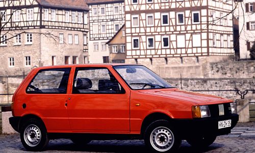 Fiat Uno, la vettura venuta dal futuro.
