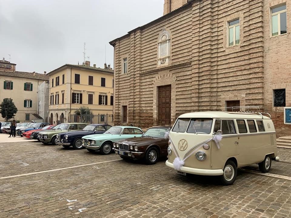ACI Storico Arriva in Provincia di Ancona con un Autoraduno da Sogno.