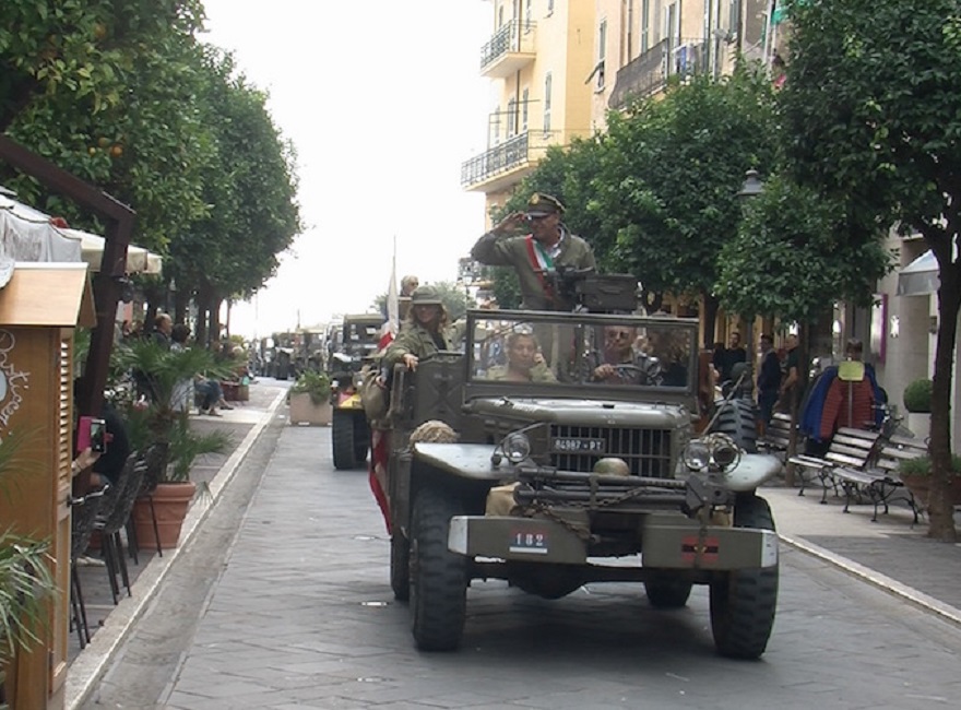 Il Raduno di Veicoli Militari e Auto d’Epoca: weekend di passione a Alassio.