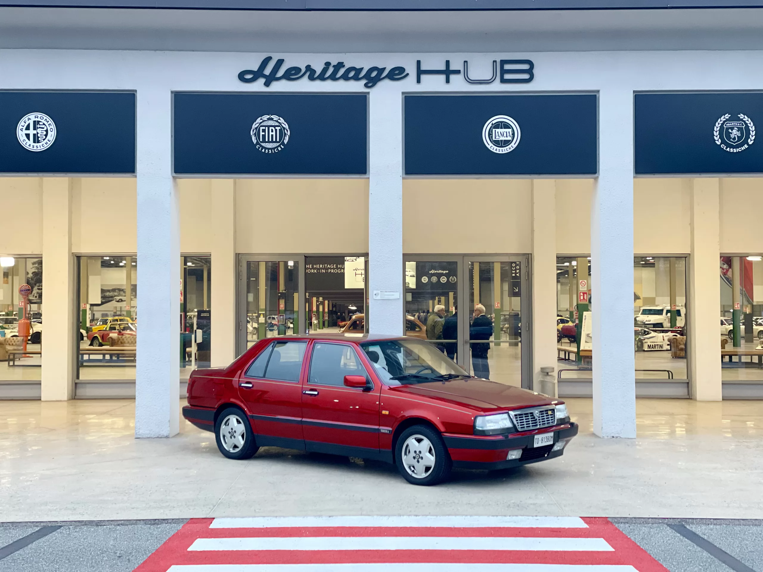 Heritage Hub a Torino Celebra il Successo della Lancia Thema: Un Viaggio nel Tempo nell’Iconica Storia dell’Automobilismo Italiano