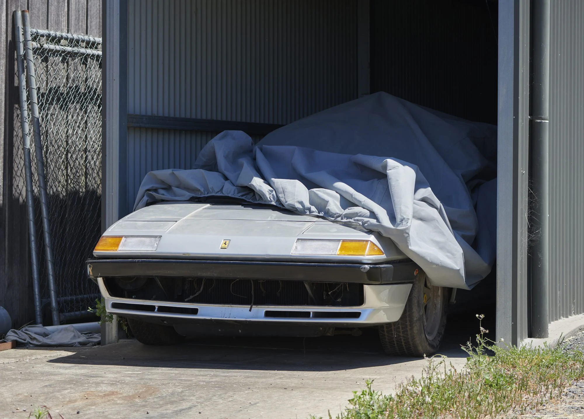 Ferrari 400i Prototipo del 1975: Un Affascinante Capitolo nella Storia dell’Evoluzione Ferrari.