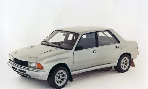 Peugeot 305 V6 Prototype: Il Prototipo Rally degli Anni ’70.