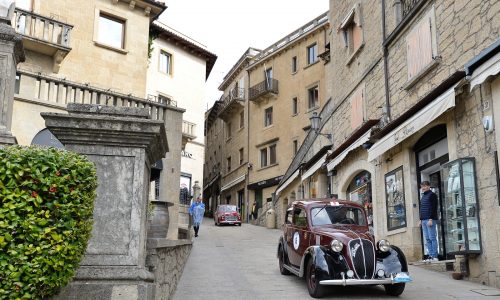 Aperte le Iscrizioni per il 30° San Marino Revival: Celebrazione di Storia e Passione Automobilistica.