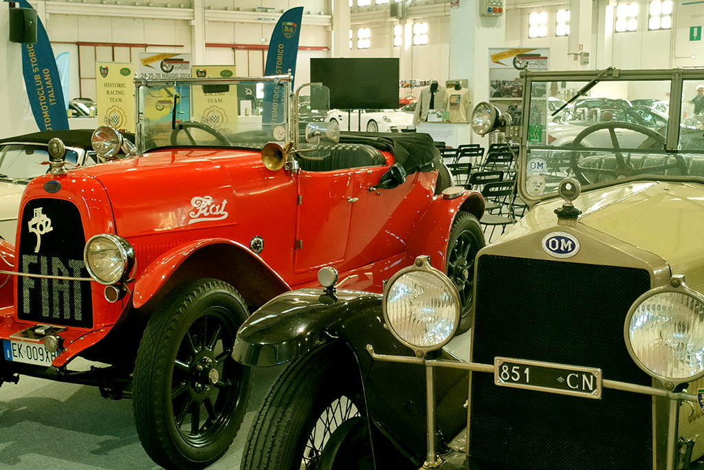 “Spider e Cabriolet” al Centro Fiera di Montichiari: Celebrando la Passione per le Auto Scoperte.