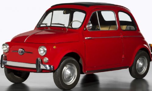 La Fiat 500 di Pertini esposta al Consiglio Regionale Liguria: Un omaggio al Presidente e al motorismo storico.