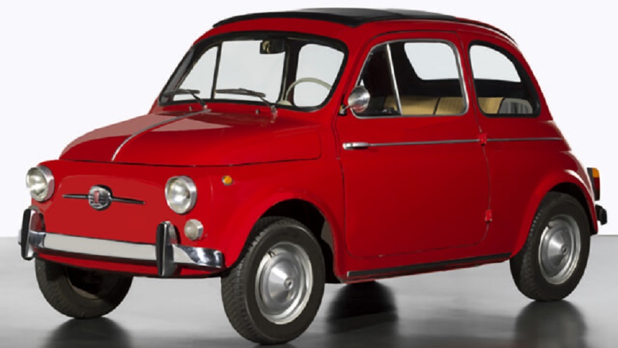 La Fiat 500 di Pertini esposta al Consiglio Regionale Liguria: Un omaggio al Presidente e al motorismo storico.