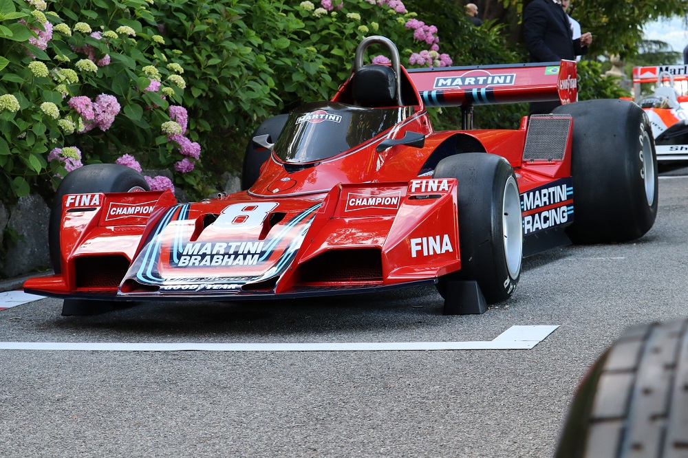 FuoriConcorso 2024: Un Tripudio di Velocità e Eleganza sul Lago di Como.