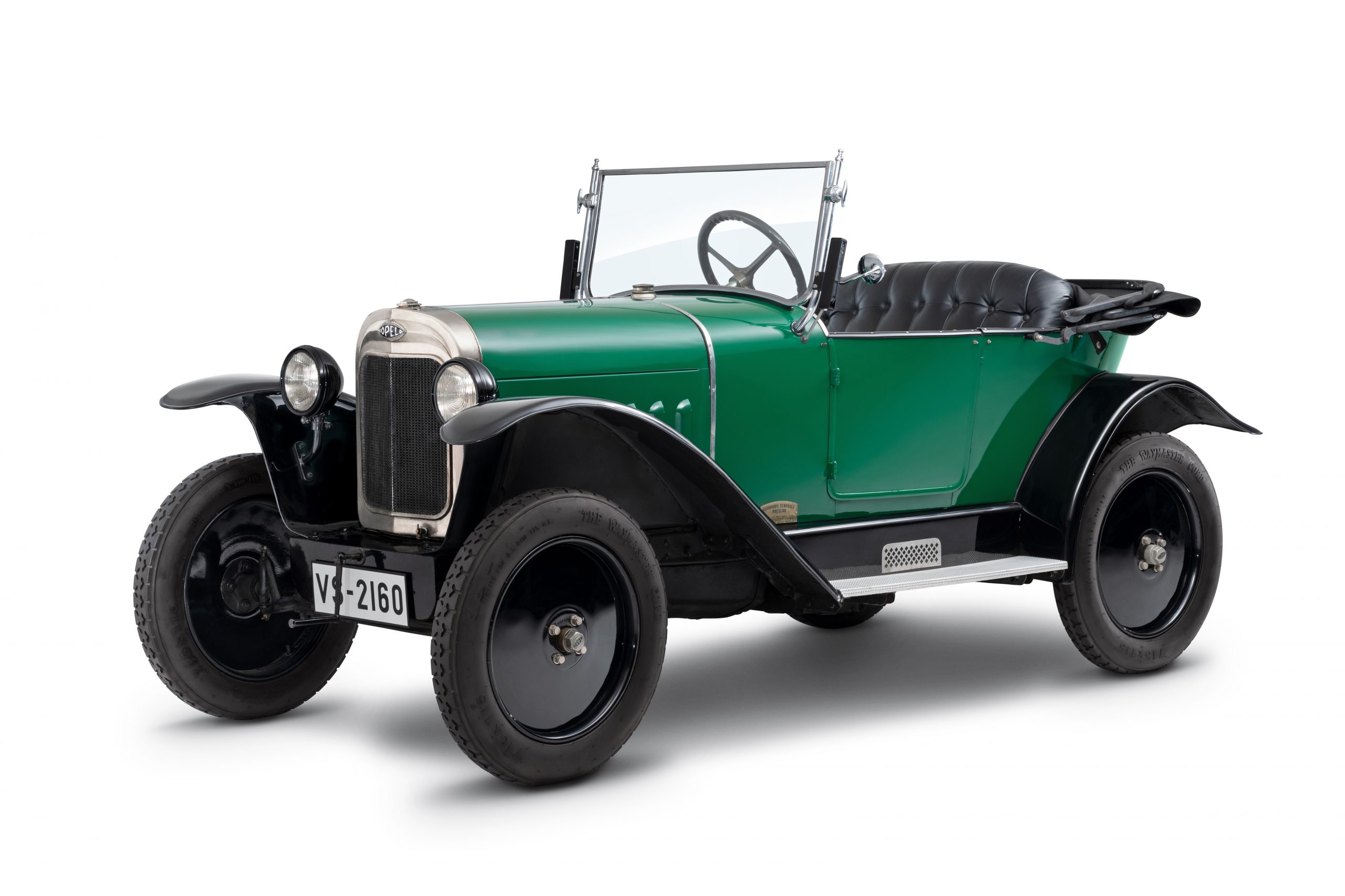 Un’auto per tutti: 100 anni fa la Opel Laubfrosch esce dalla linea di produzione.