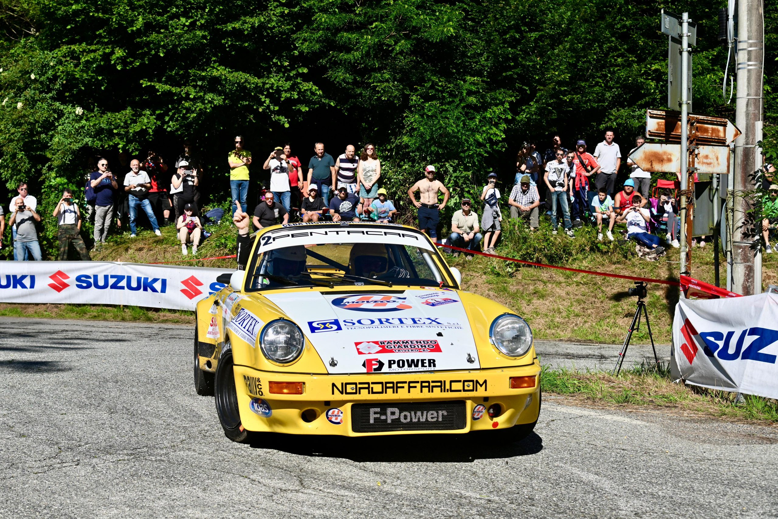 Bertinotti Dominatore del Rally Lana Storico: Vittoria nel Quinto Appuntamento del Campionato Italiano.