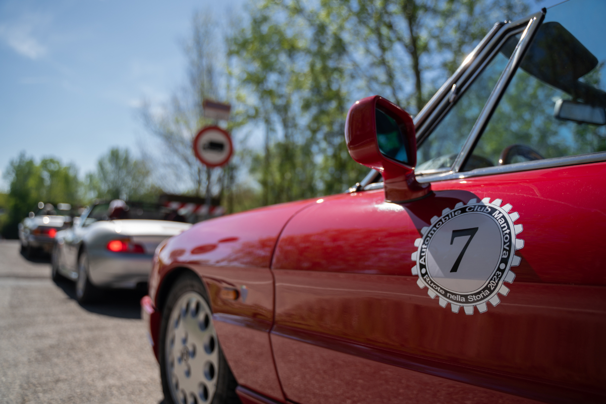 Ruote nella Storia: Tour Storico-Motoristico a Mantova.