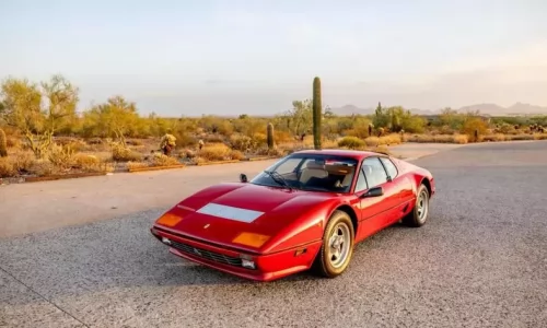 Ferrari 512 BBi del 1983: All’asta il gioiello di David Letterman.