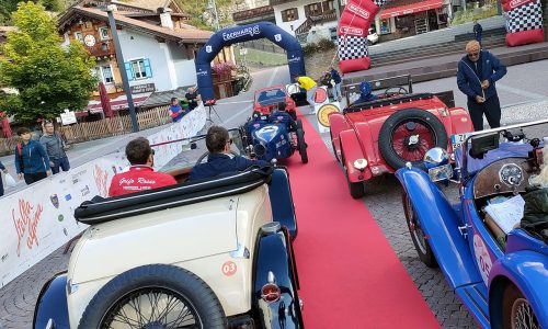 Federico e Alberto Riboldi Trionfano alla 39ª Stella Alpina su Fiat 508 C del 1937: Inclusione e Sostenibilità Protagoniste.
