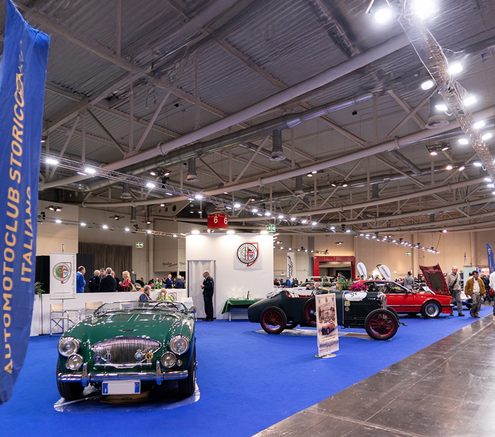 Vicenza Classic Car Show 2025: un viaggio nella storia e nella passione per i motori.
