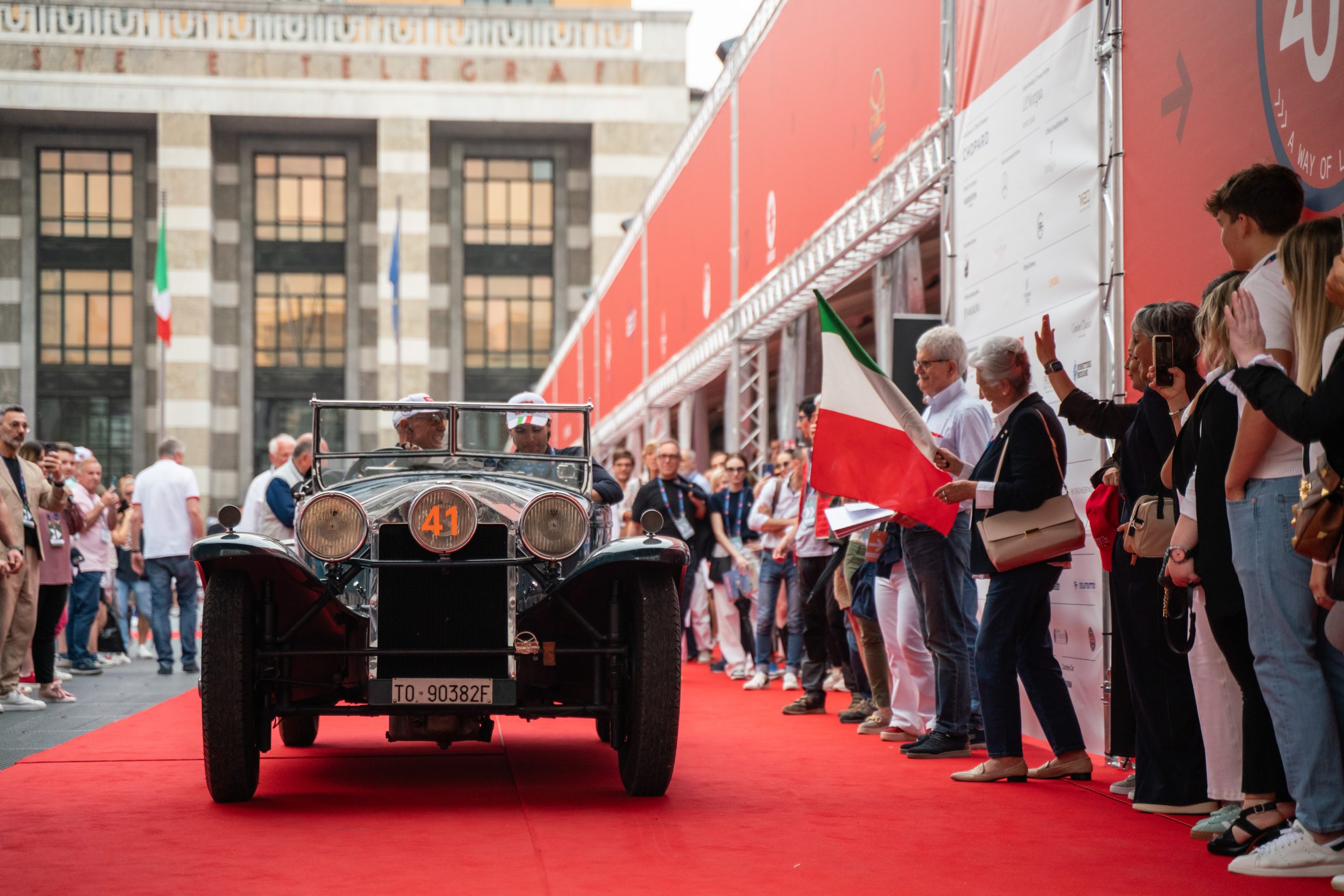 1000 Miglia 2025: un museo viaggiante a cielo aperto pronto a incantare ancora.
