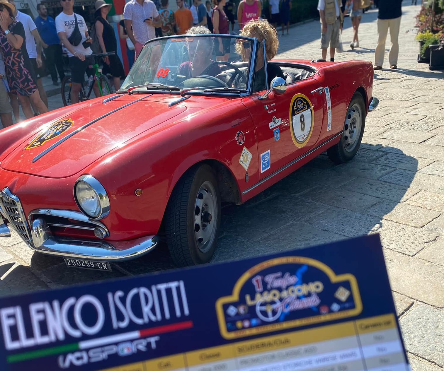 CIREAS, il fascino d’altri tempi si specchia nel Lago: il 1° giugno torna il Trofeo Classic Lago di Como.