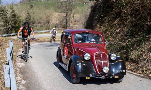 La magia della Franciacorta in auto d’epoca: i Riboldi trionfano nella 17ª edizione del Franciacorta Historic.